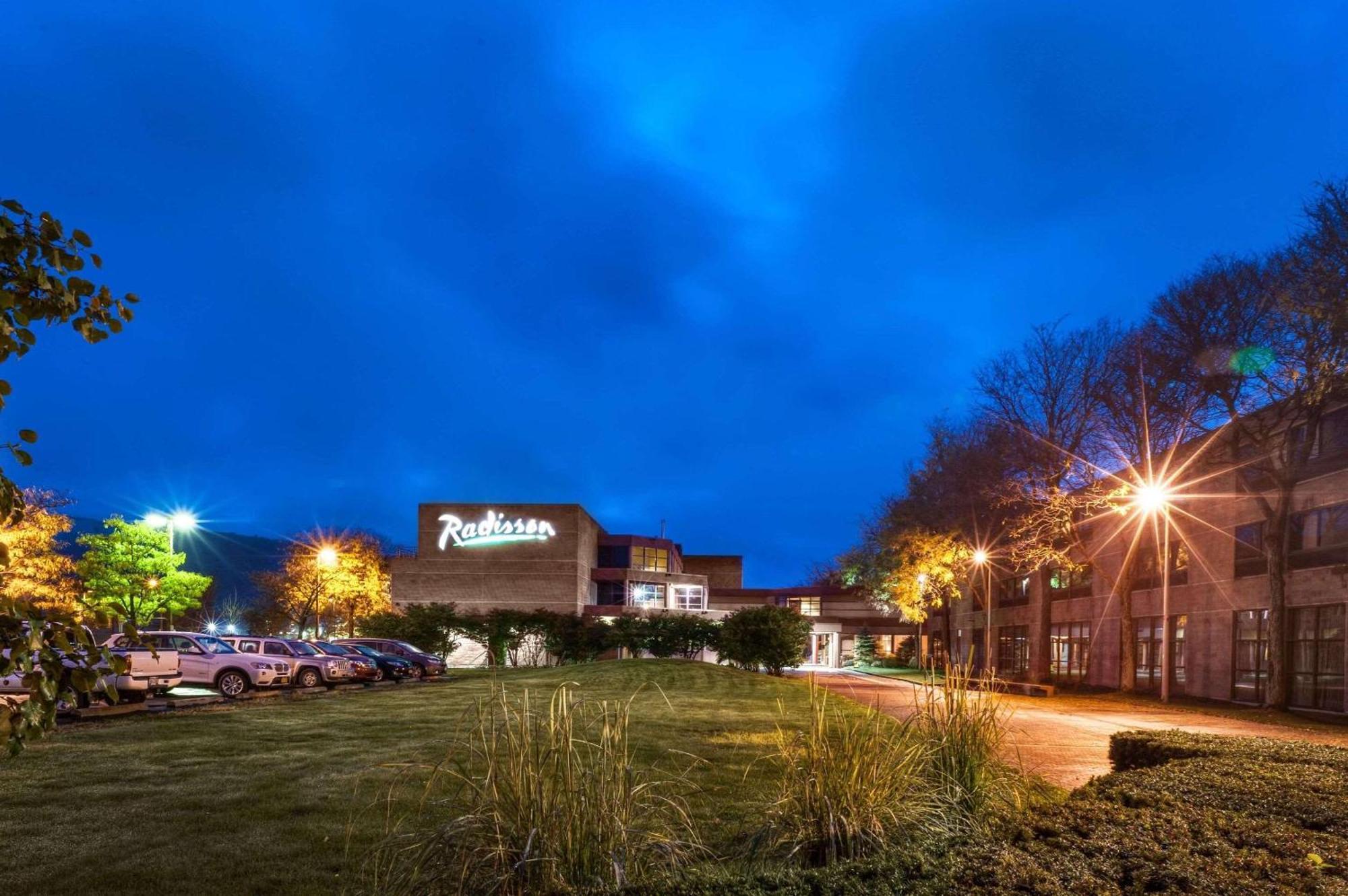 Radisson Hotel Corning Zewnętrze zdjęcie
